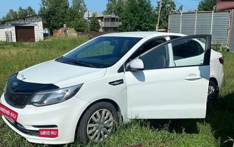 KIA Rio III рестайлинг, 2015 год, 580 000 рублей, 5 фотография