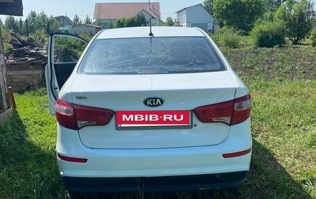 KIA Rio III рестайлинг, 2015 год, 580 000 рублей, 6 фотография