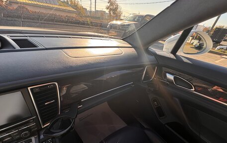 Porsche Panamera II рестайлинг, 2011 год, 3 200 000 рублей, 29 фотография