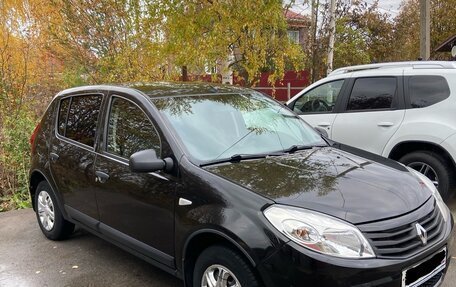 Renault Sandero I, 2013 год, 460 000 рублей, 3 фотография
