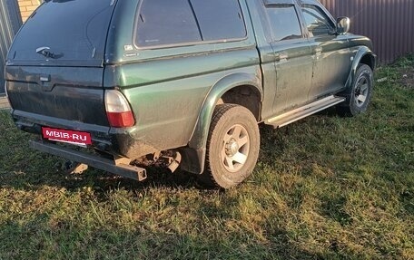 Mitsubishi L200 III рестайлинг, 2004 год, 700 000 рублей, 5 фотография