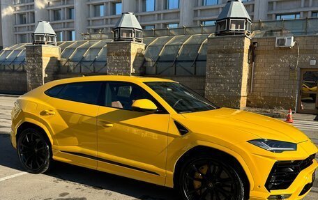 Lamborghini Urus I, 2020 год, 22 222 000 рублей, 2 фотография