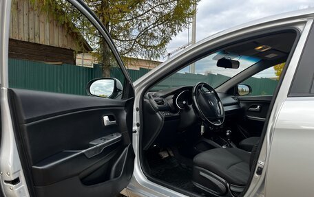 KIA Rio III рестайлинг, 2015 год, 1 180 000 рублей, 9 фотография