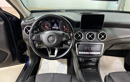 Mercedes-Benz GLA, 2018 год, 2 490 000 рублей, 22 фотография