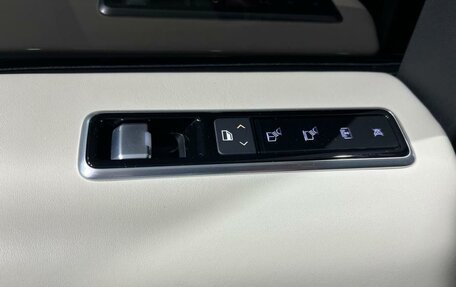 Land Rover Range Rover IV рестайлинг, 2021 год, 8 899 000 рублей, 9 фотография