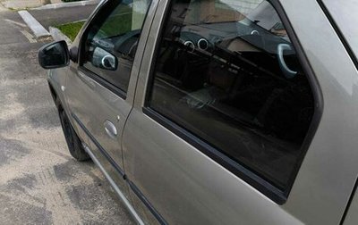 Renault Logan I, 2013 год, 370 000 рублей, 1 фотография