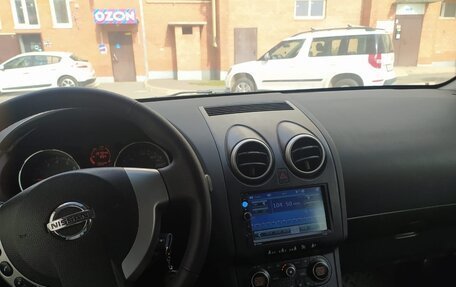 Nissan Qashqai, 2009 год, 569 000 рублей, 2 фотография