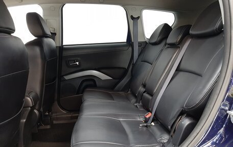 Mitsubishi Outlander III рестайлинг 3, 2011 год, 1 160 000 рублей, 12 фотография