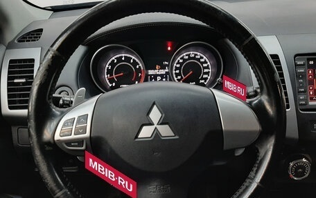 Mitsubishi Outlander III рестайлинг 3, 2011 год, 1 160 000 рублей, 14 фотография