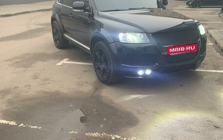 Volkswagen Touareg III, 2005 год, 1 050 000 рублей, 6 фотография