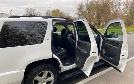 Chevrolet Tahoe III, 2012 год, 2 300 000 рублей, 4 фотография