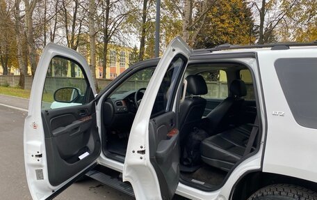 Chevrolet Tahoe III, 2012 год, 2 300 000 рублей, 5 фотография