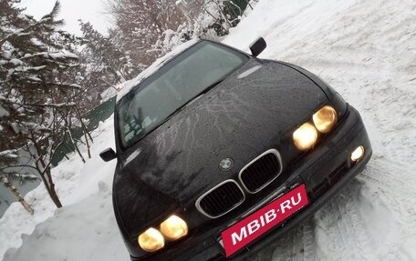 BMW 5 серия, 2000 год, 550 000 рублей, 1 фотография