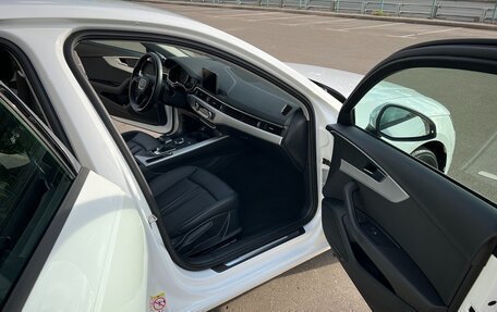 Audi A4, 2019 год, 2 490 000 рублей, 10 фотография