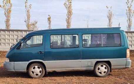 SsangYong Istana, 1999 год, 250 000 рублей, 4 фотография