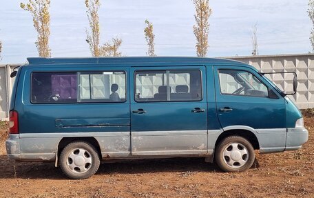 SsangYong Istana, 1999 год, 250 000 рублей, 5 фотография