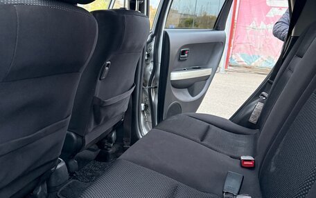 Toyota Ist II, 2003 год, 550 000 рублей, 11 фотография