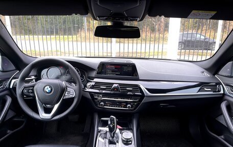 BMW 5 серия, 2019 год, 2 749 000 рублей, 10 фотография