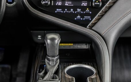 Toyota Camry, 2019 год, 2 728 000 рублей, 28 фотография