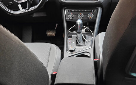 Volkswagen Tiguan II, 2019 год, 2 290 000 рублей, 15 фотография