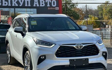 Toyota Highlander, 2025 год, 5 900 000 рублей, 3 фотография