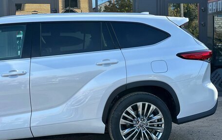 Toyota Highlander, 2025 год, 5 900 000 рублей, 8 фотография