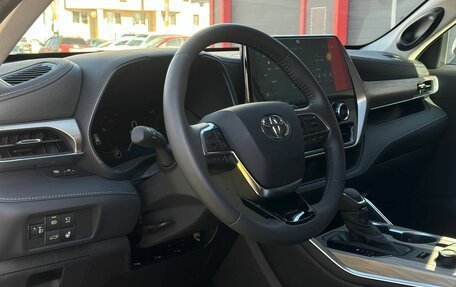 Toyota Highlander, 2025 год, 5 900 000 рублей, 21 фотография