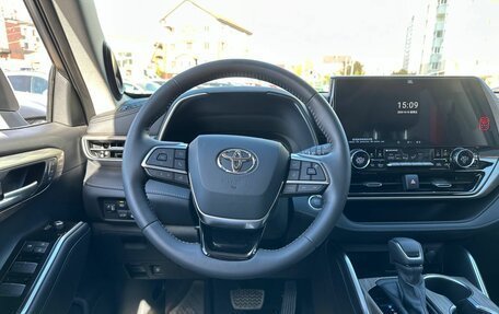 Toyota Highlander, 2025 год, 5 900 000 рублей, 18 фотография