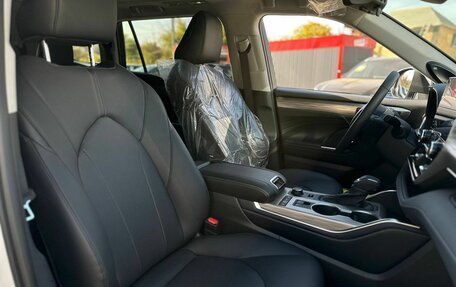 Toyota Highlander, 2025 год, 5 900 000 рублей, 22 фотография