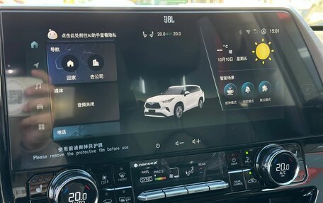 Toyota Highlander, 2025 год, 5 900 000 рублей, 24 фотография