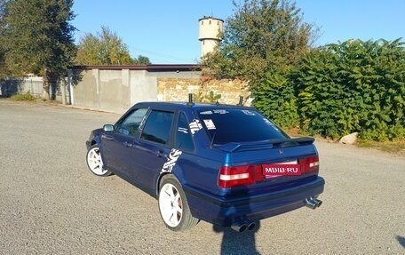 Volvo 440, 1994 год, 430 000 рублей, 1 фотография