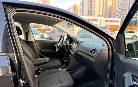 Volkswagen Polo VI (EU Market), 2011 год, 737 000 рублей, 19 фотография