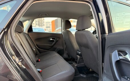 Volkswagen Polo VI (EU Market), 2011 год, 737 000 рублей, 24 фотография