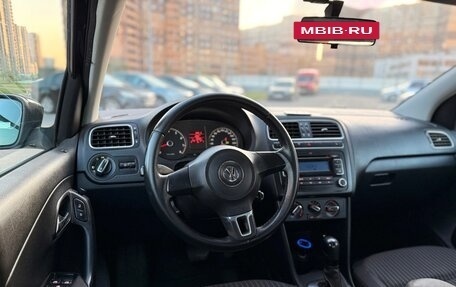 Volkswagen Polo VI (EU Market), 2011 год, 737 000 рублей, 26 фотография