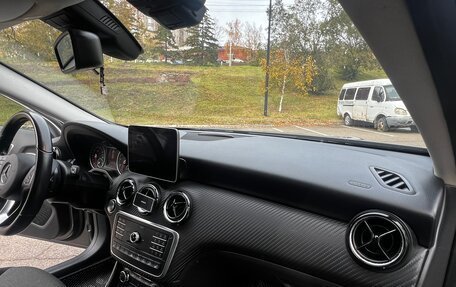Mercedes-Benz GLA, 2018 год, 2 990 000 рублей, 11 фотография