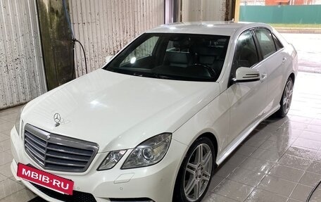 Mercedes-Benz E-Класс, 2012 год, 2 100 000 рублей, 2 фотография