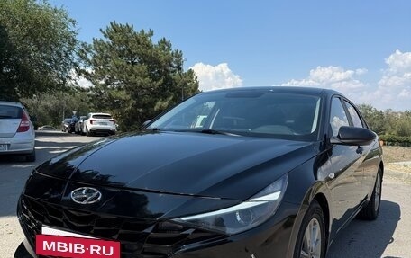 Hyundai Elantra, 2021 год, 1 499 000 рублей, 3 фотография