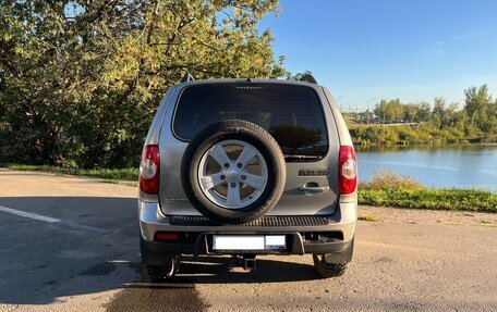 Chevrolet Niva I рестайлинг, 2015 год, 750 000 рублей, 4 фотография