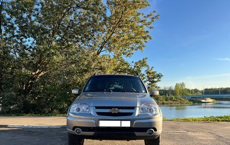 Chevrolet Niva I рестайлинг, 2015 год, 750 000 рублей, 5 фотография
