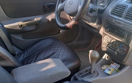 Hyundai Accent II, 2008 год, 380 000 рублей, 2 фотография