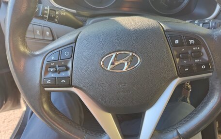 Hyundai Tucson III, 2018 год, 2 100 000 рублей, 3 фотография