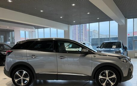 Peugeot 3008 II, 2018 год, 1 800 000 рублей, 11 фотография