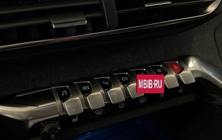 Peugeot 3008 II, 2018 год, 1 800 000 рублей, 36 фотография