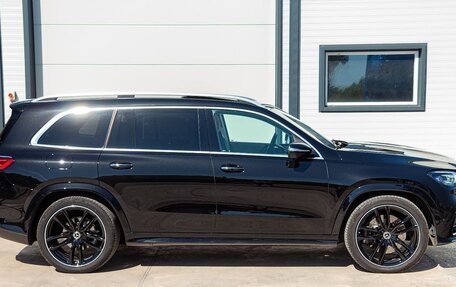 Mercedes-Benz GLS, 2024 год, 15 300 000 рублей, 3 фотография