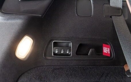 Mercedes-Benz GLS, 2024 год, 15 300 000 рублей, 26 фотография