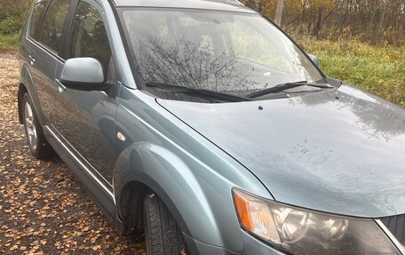 Mitsubishi Outlander III рестайлинг 3, 2008 год, 850 000 рублей, 2 фотография