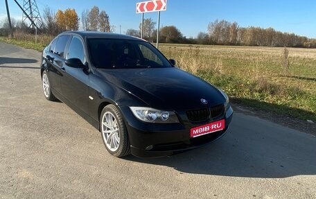 BMW 3 серия, 2005 год, 700 000 рублей, 1 фотография
