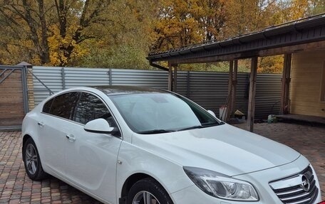 Opel Insignia II рестайлинг, 2011 год, 850 000 рублей, 2 фотография