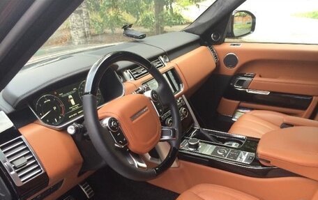 Land Rover Range Rover IV рестайлинг, 2014 год, 5 800 000 рублей, 12 фотография