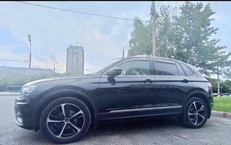 Volkswagen Tiguan II, 2017 год, 2 499 000 рублей, 5 фотография